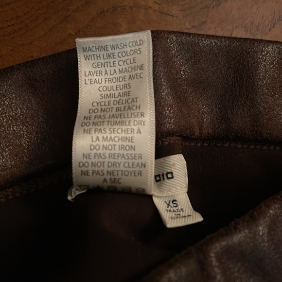 Max Studio Faux Suede/Leather Leggings - Picture 4 of 4